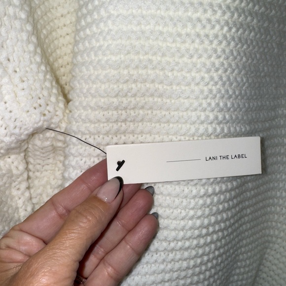 Lani the Label Elegant Cream Knit Cardigan Size M NWT Bloomingdale’s Exclusive - Picture 6 of 10